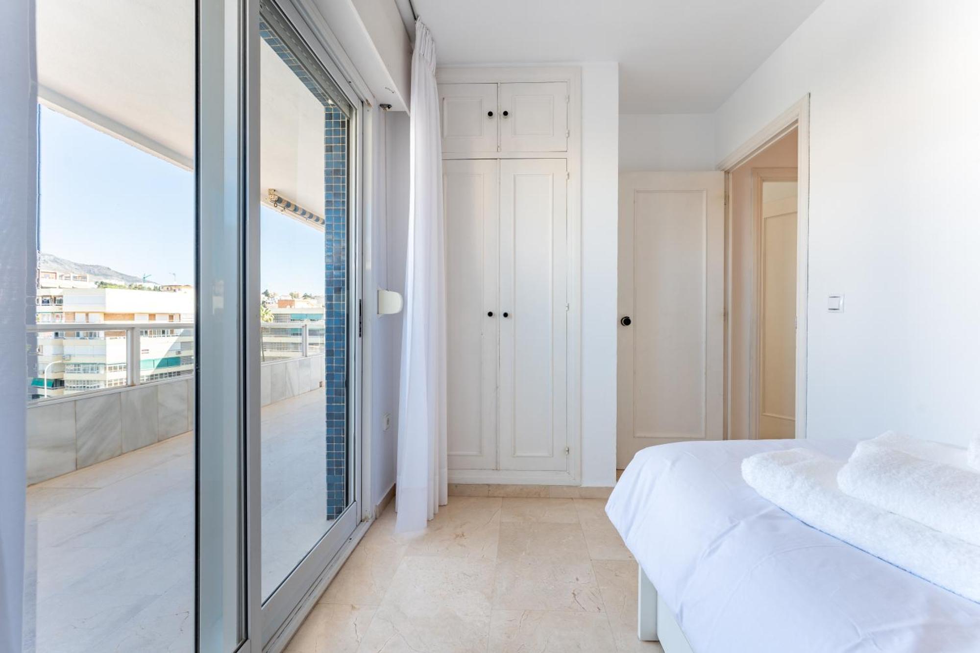 Tropico Carihuela View & Parking Lägenhet Torremolinos Exteriör bild
