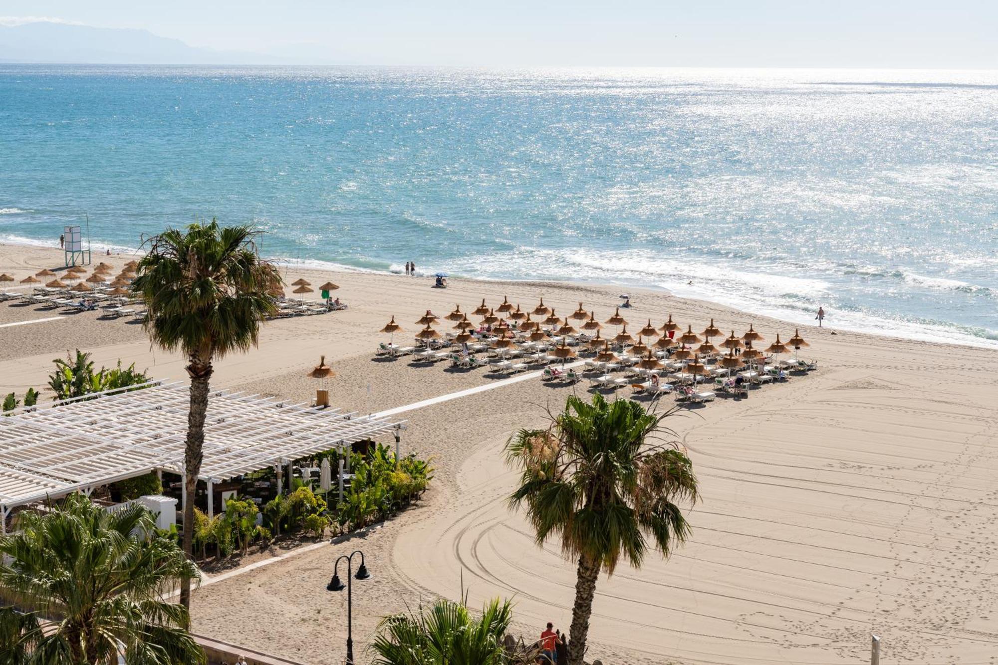Tropico Carihuela View & Parking Lägenhet Torremolinos Exteriör bild
