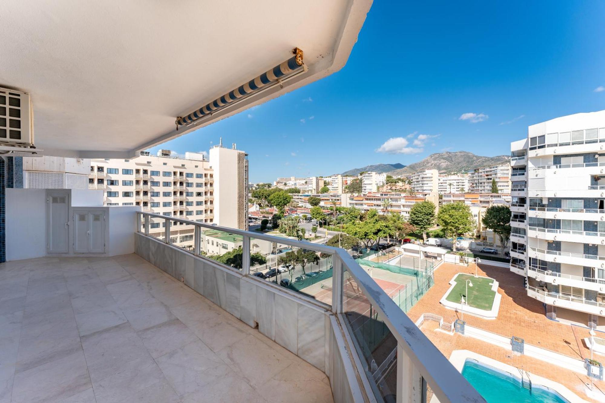 Tropico Carihuela View & Parking Lägenhet Torremolinos Exteriör bild